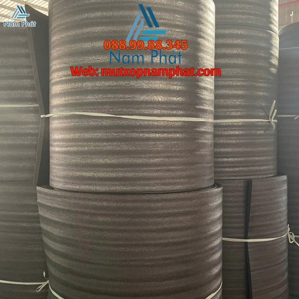 CUỘN XỐP PE FOAM MÀU ĐEN